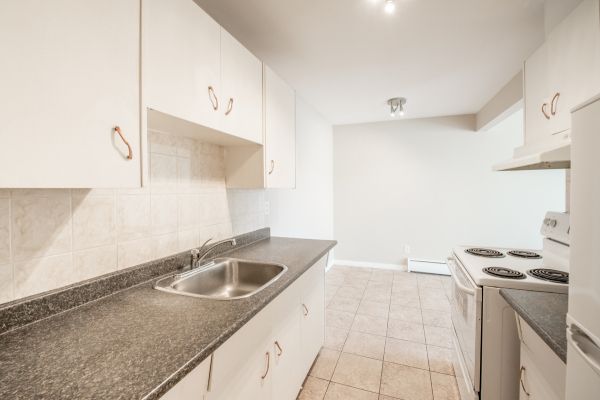 Alexander Apartments