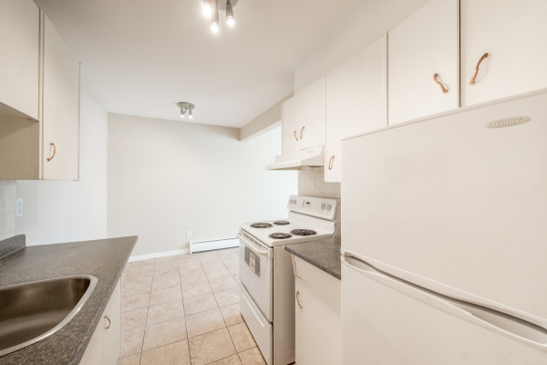 Alexander Apartments