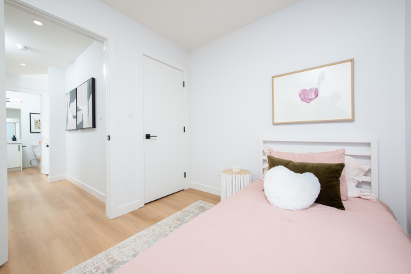 Breeze Nouveau Townhouses - Get One Month Free!