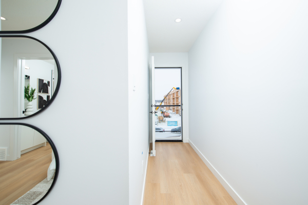 Breeze Nouveau Townhouses - Get One Month Free!