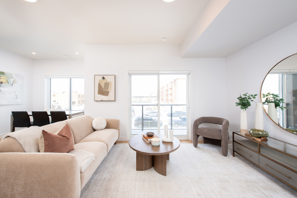 Breeze Nouveau Townhouses - Get One Month Free!