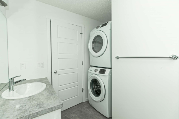 3317/ 3319/ 3321/ 3411/ 3413/ 3415/ 3417 119A Street SW 3317/ 3319/ 3321/ 3411/ 3413/ 3415/ 3417 119A Street SW