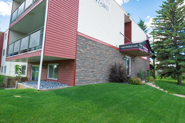 Raleigh Square Apartments