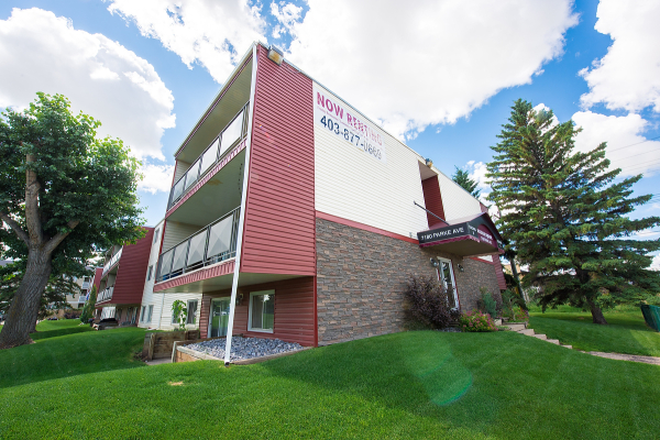 Raleigh Square Apartments