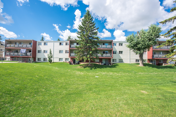 Raleigh Square Apartments