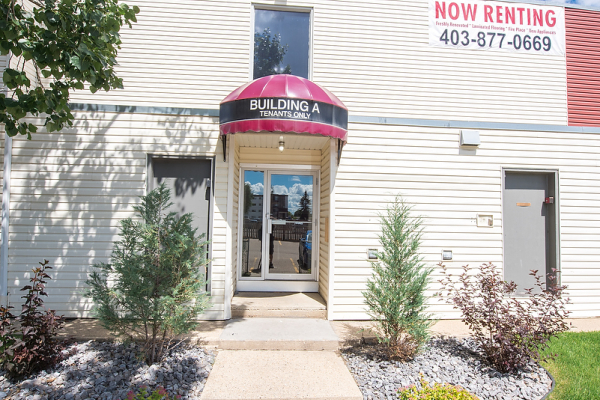 Raleigh Square Apartments