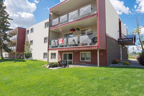 Raleigh Square Apartments