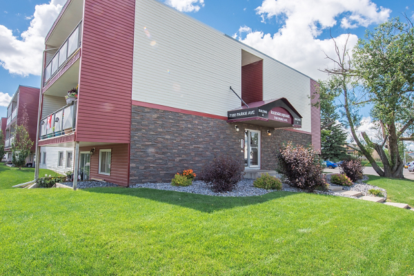 Raleigh Square Apartments